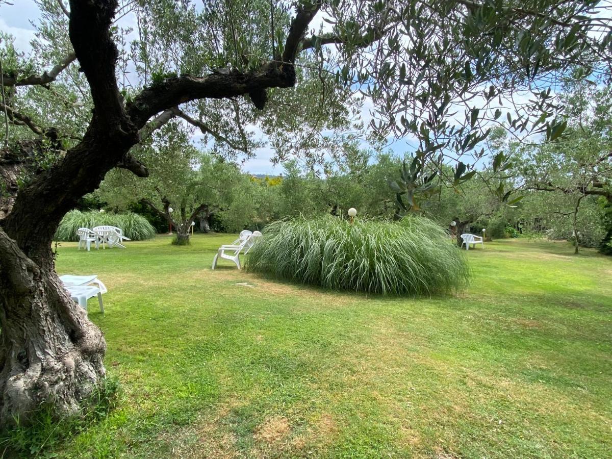 Villa Hrisavgi Nikiti  Buitenkant foto